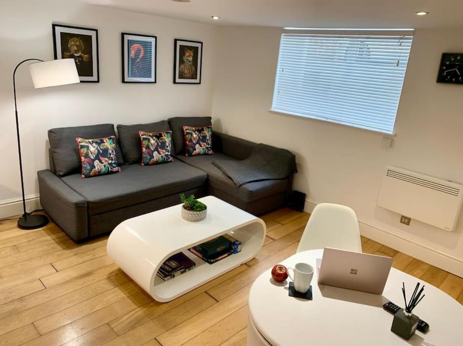 רדינג Modern, Period Property With Parking - Located Near Uni, Hospital & Town Centre מראה חיצוני תמונה
